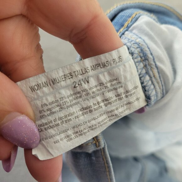 Gloria Vanderbilt Amanda Womens Jeans 24W Plus Capri Light Blue Denim CAP56E - Picture 9 of 10